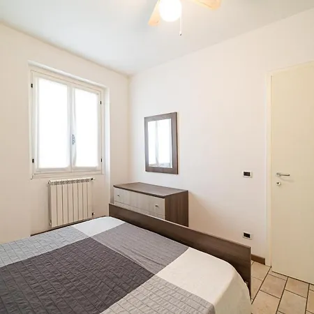 Bilocale Sansone 公寓 费拉约港