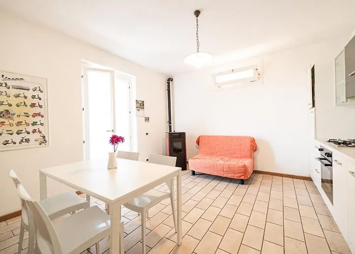 Bilocale Sansone 费拉约港